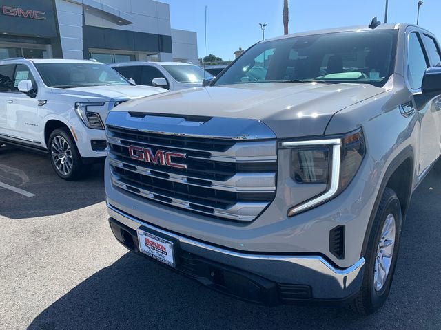 New 2026 GMC Sierra 1500 SLE AWD/4WD image 3