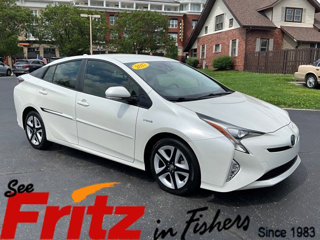 Used 2017 Toyota Prius Three Touring w/ Carpet Mat Package