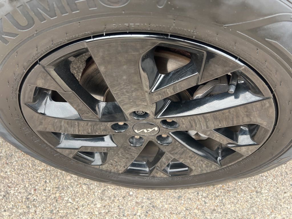 Certified 2023 Kia Sorento S image 38