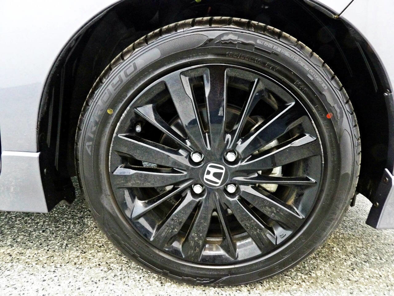 Used 2020 Honda Fit Sport image 21