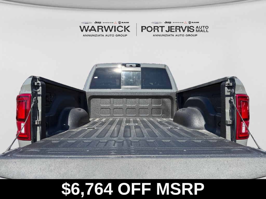 New 2026 RAM 3500 Big Horn AWD/4WD image 18
