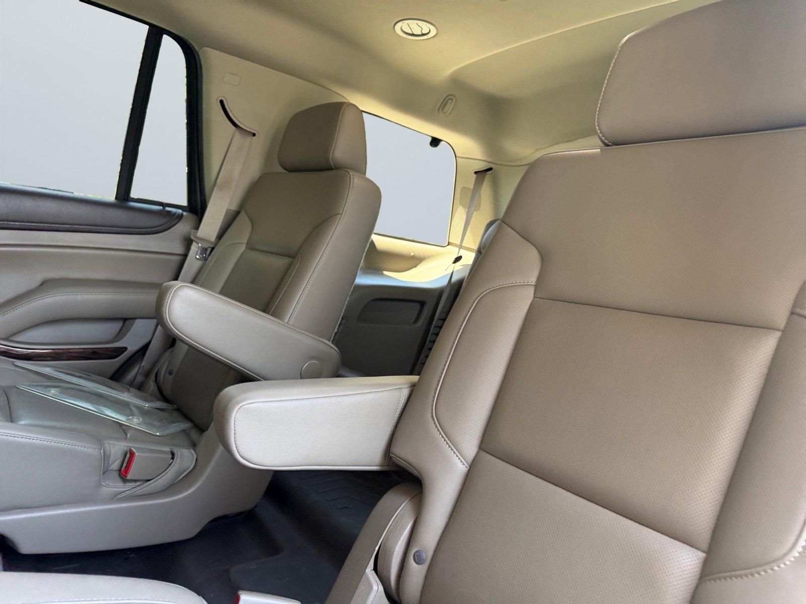 Used 2016 GMC Yukon SLT w/ Open Road Package AWD/4WD image 14