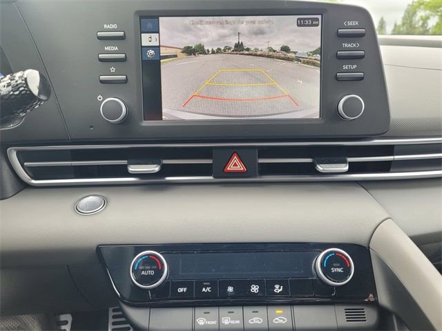 New 2025 Hyundai Elantra SEL FWD image 24