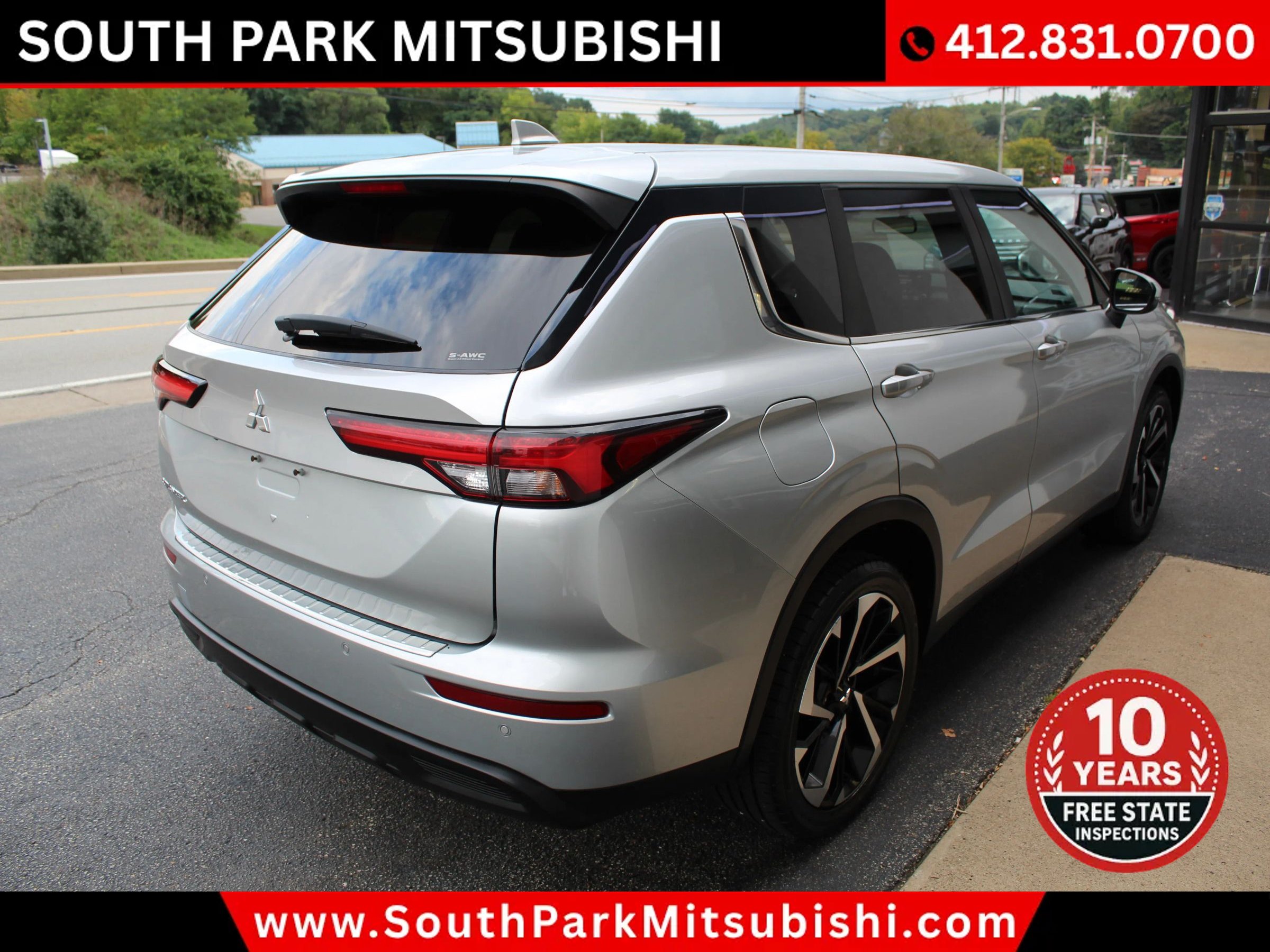 Used 2022 Mitsubishi Outlander ES AWD/4WD image 9