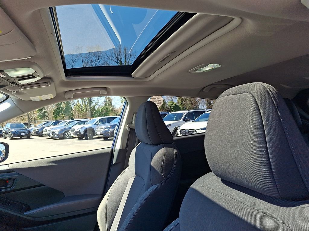 Used 2025 Subaru Crosstrek 2.0i Premium image 14