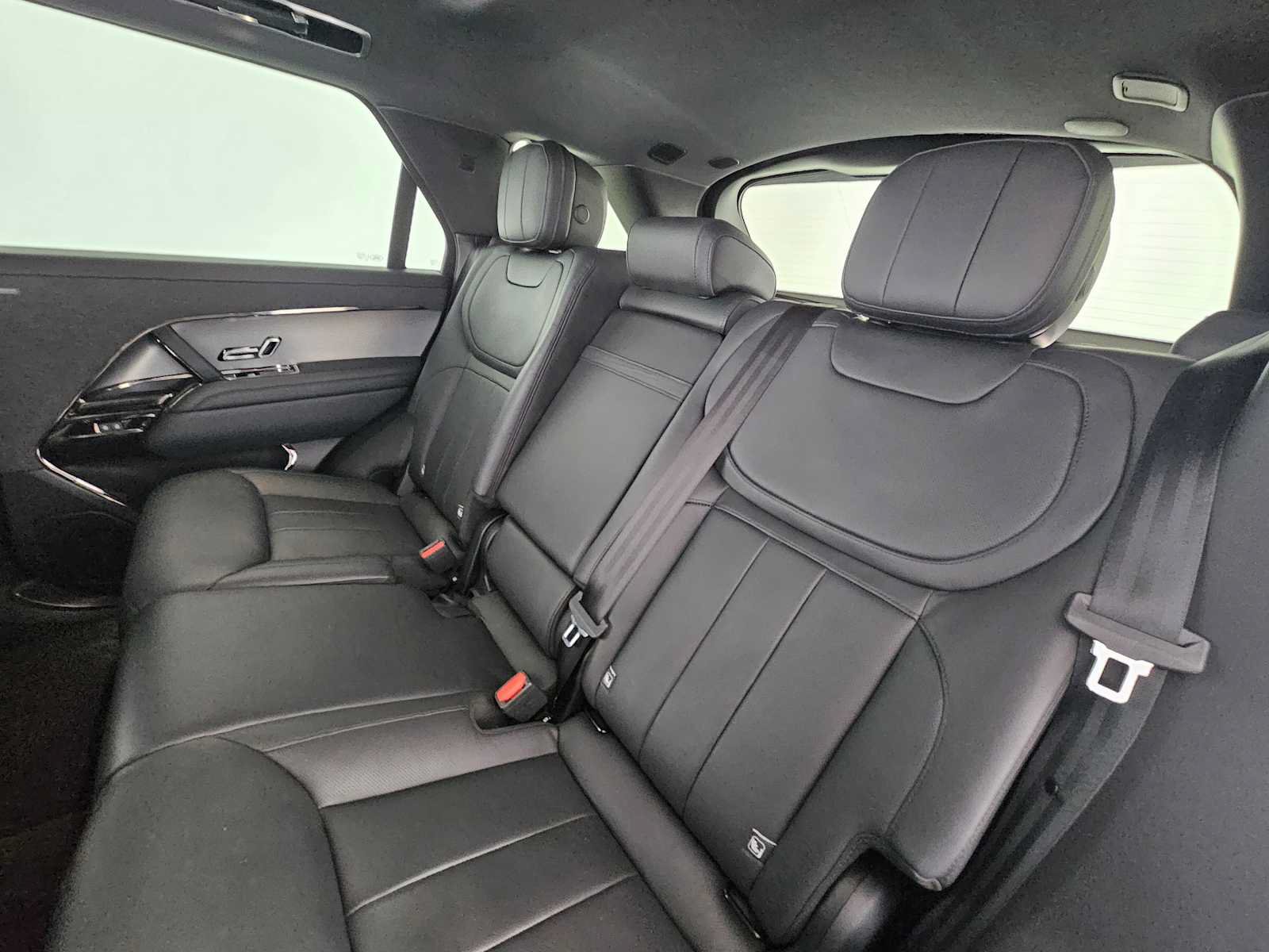 Used 2024 Land Rover Range Rover Sport Dynamic SE AWD/4WD image 17