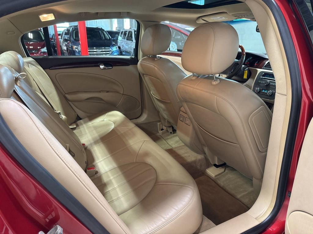Used 2009 Buick Lucerne CXL FWD image 33