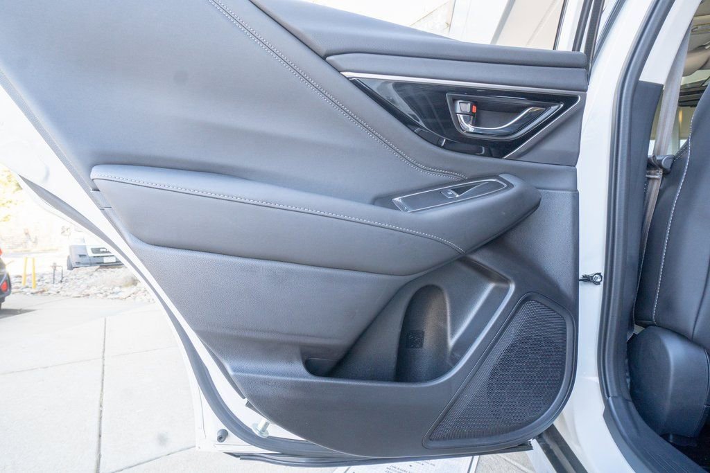 Used 2022 Subaru Outback Limited XT image 16