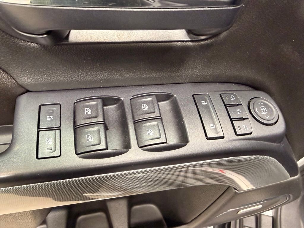 Used 2015 Chevrolet Silverado 1500 LTZ Z71 w/ LTZ Plus Package image 26