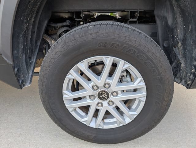 Used 2024 Toyota Tundra SR5 AWD/4WD image 9
