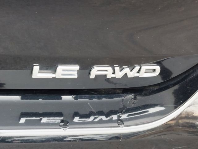 Used 2024 Toyota Highlander LE image 42