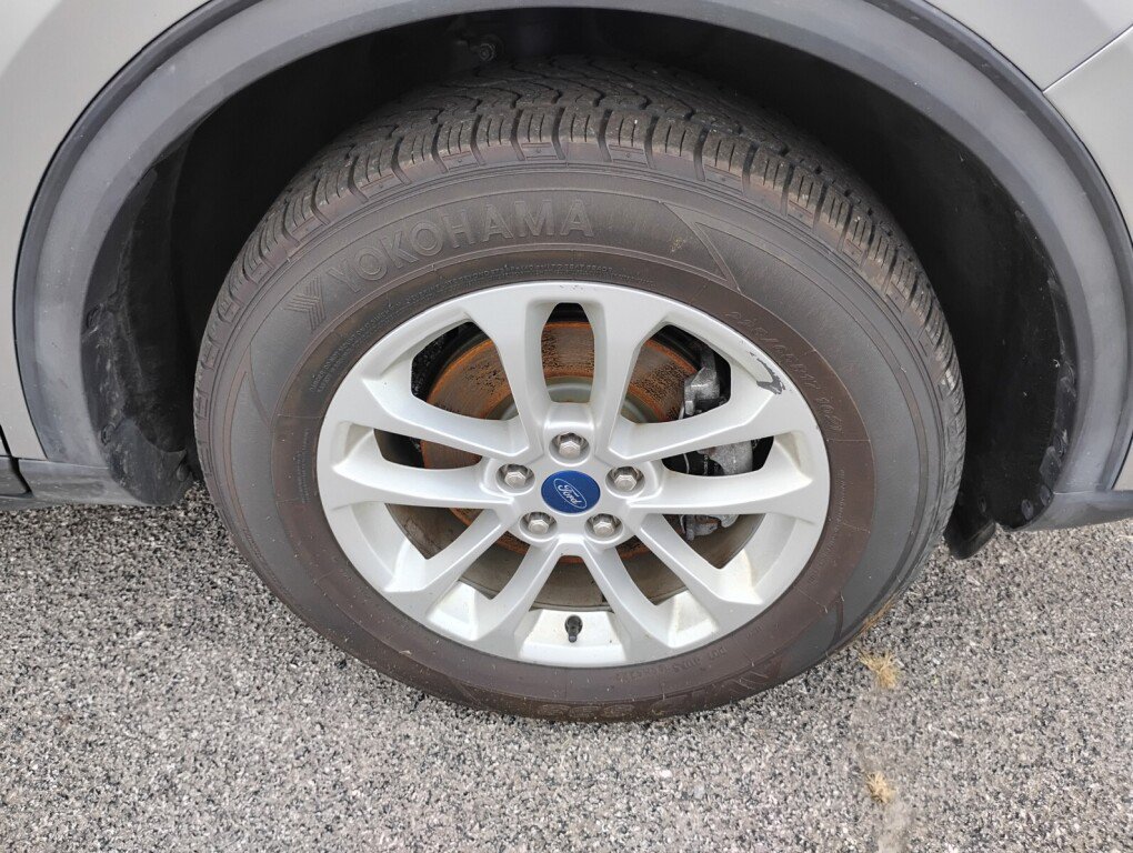 Used 2022 Ford Escape SE w/ Cold Weather Package AWD/4WD image 27