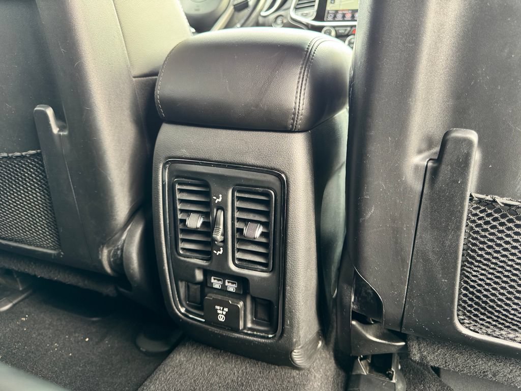Used 2021 Jeep Grand Cherokee Limited AWD/4WD image 15
