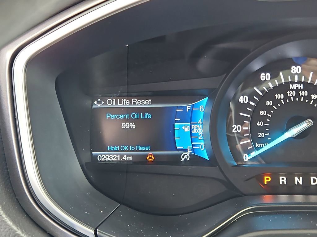 Used 2019 Ford Fusion SE FWD image 13