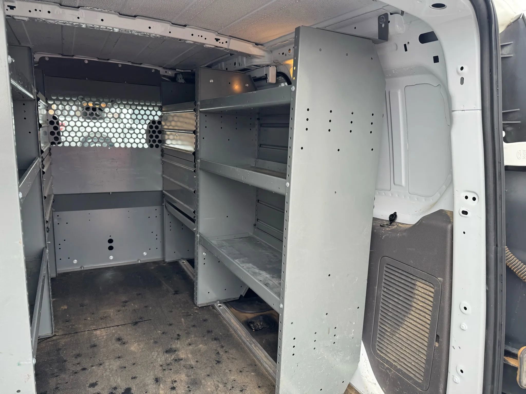 Used 2020 Ford Transit Connect XL image 26