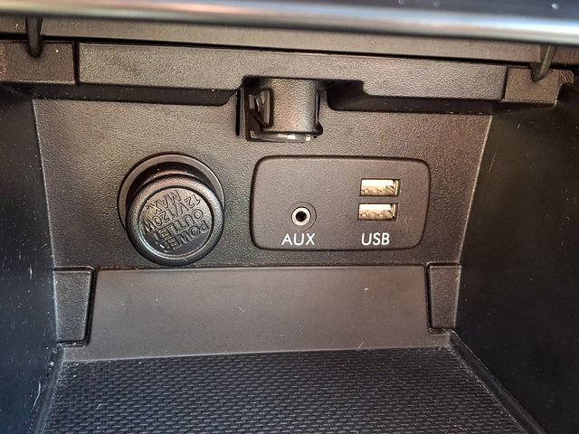 Used 2017 Subaru Outback 3.6R Limited image 27