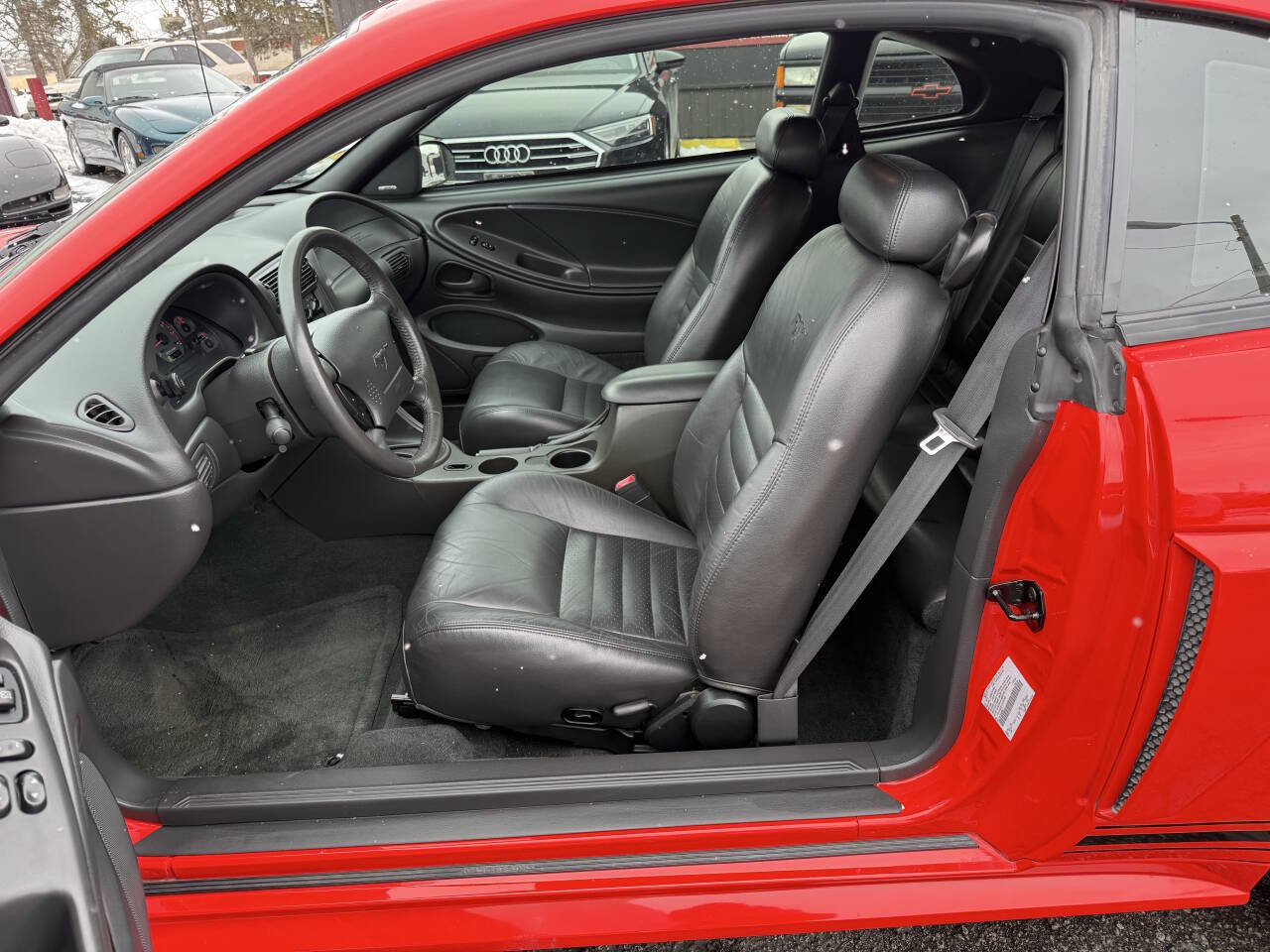 Used 2001 Ford Mustang GT RWD image 13
