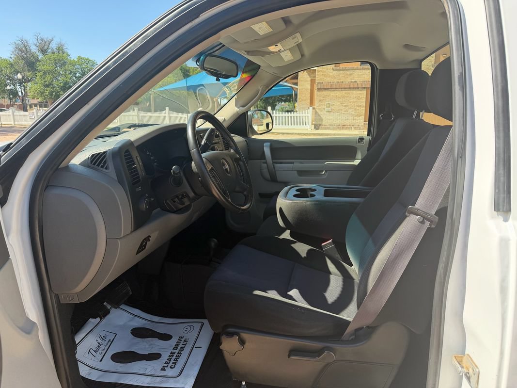 Used 2011 GMC Sierra 1500 W/T AWD/4WD image 8