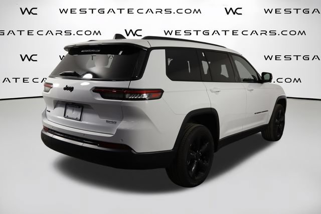 Used 2025 Jeep Grand Cherokee L Altitude AWD/4WD image 44