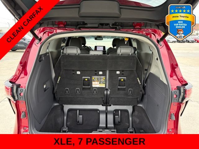 Used 2021 Toyota Sienna XLE FWD image 15