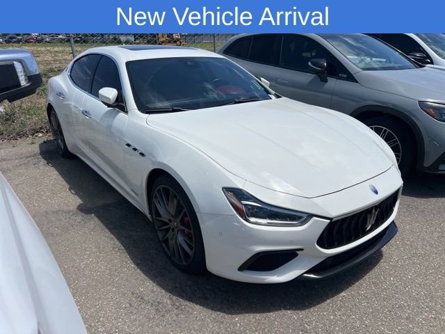 Used 2018 Maserati Ghibli S GranSport RWD image 1