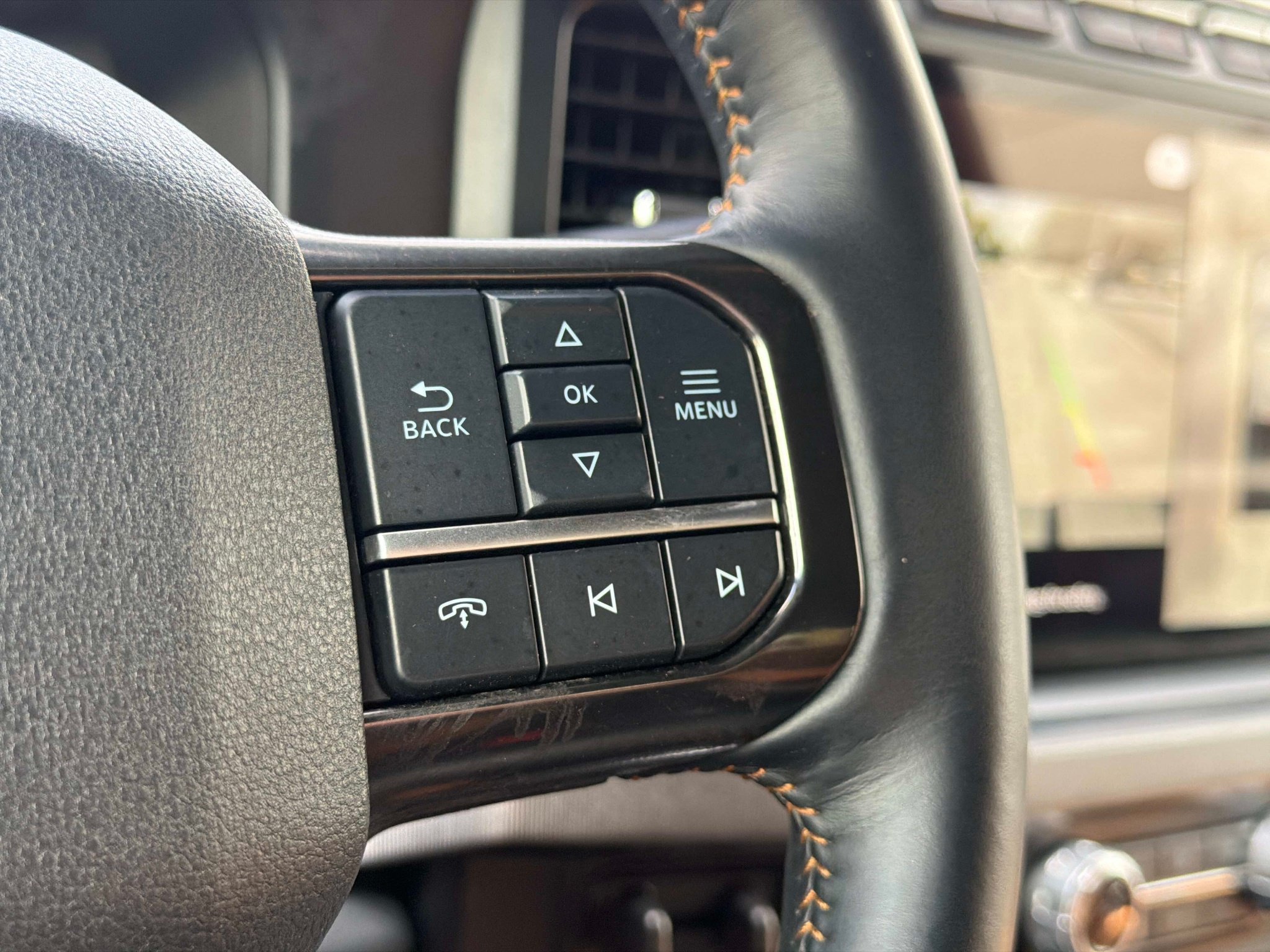 Used 2024 Ford F350 Platinum AWD/4WD image 40