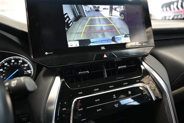 Used 2021 Toyota Venza XLE w/ Softex Package AWD/4WD image 18