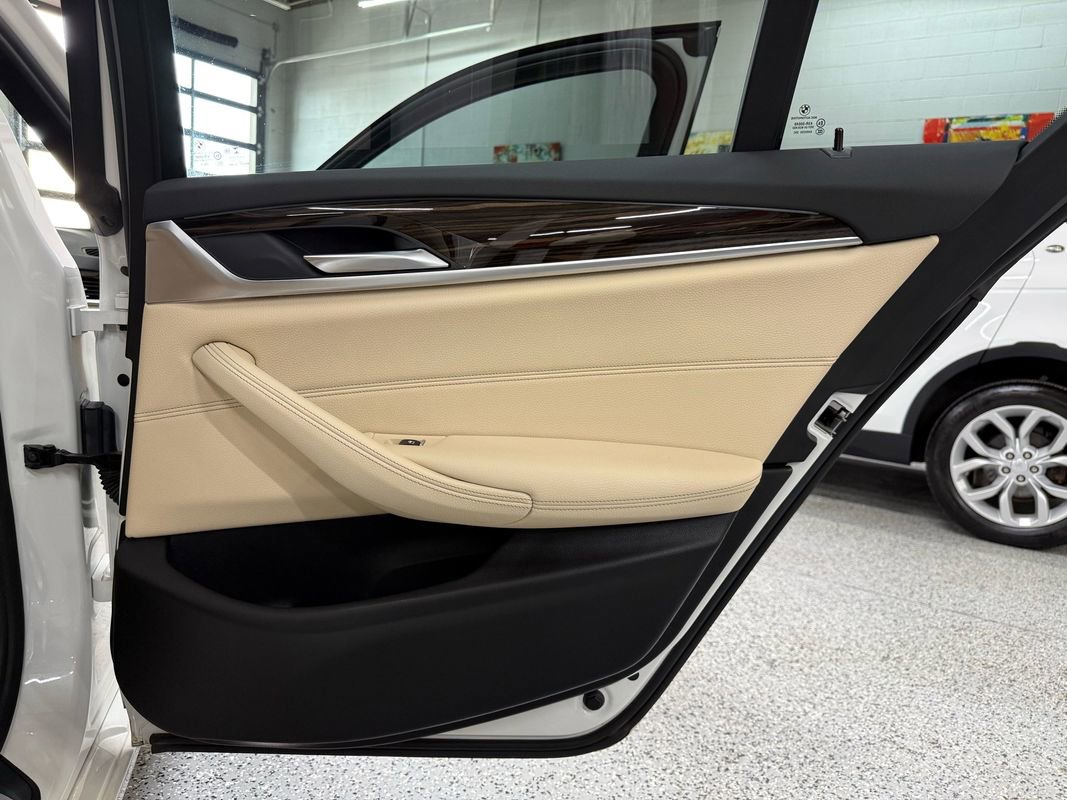 Used 2018 BMW 530i xDrive image 21