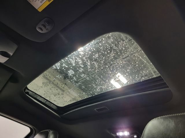 Used 2011 Chrysler 200 Limited image 31