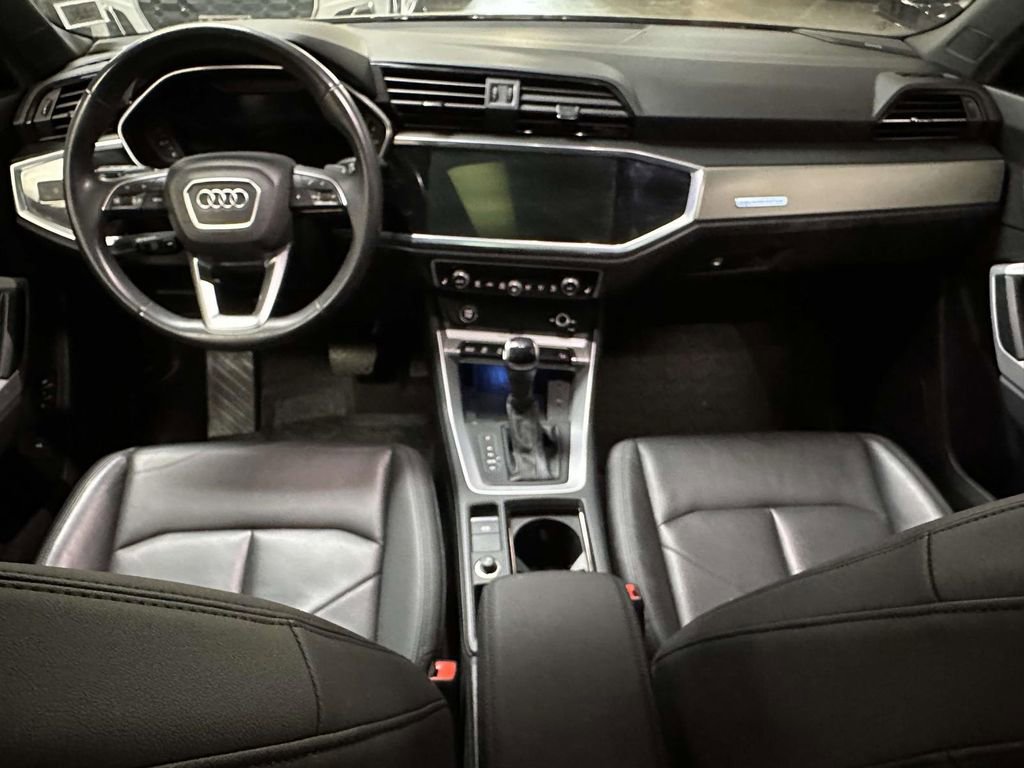 Used 2023 Audi Q3 2.0T Premium Plus w/ Premium Plus Package image 18