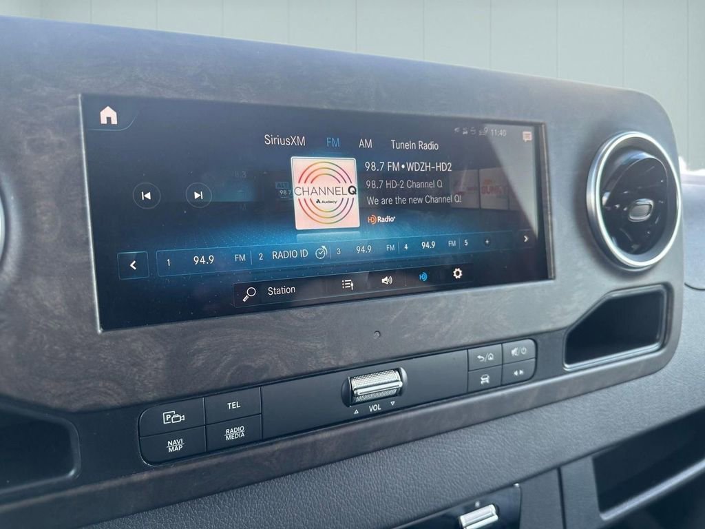 Used 2023 Mercedes-Benz Sprinter 3500 image 20