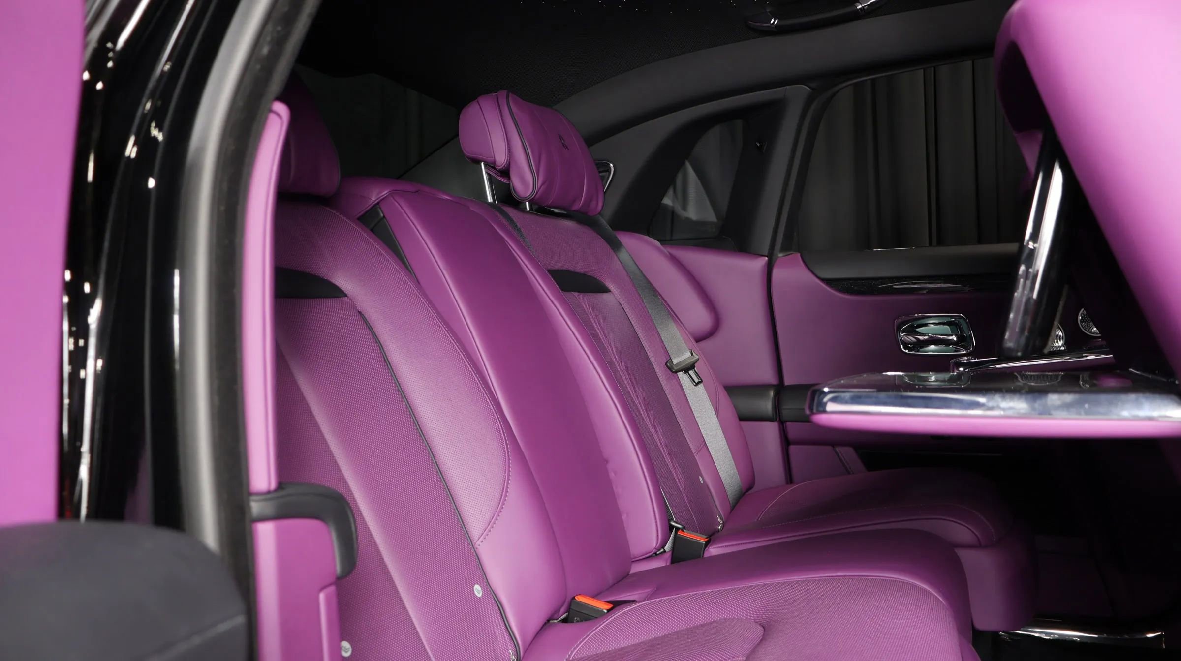 Used 2021 Rolls-Royce Ghost image 24