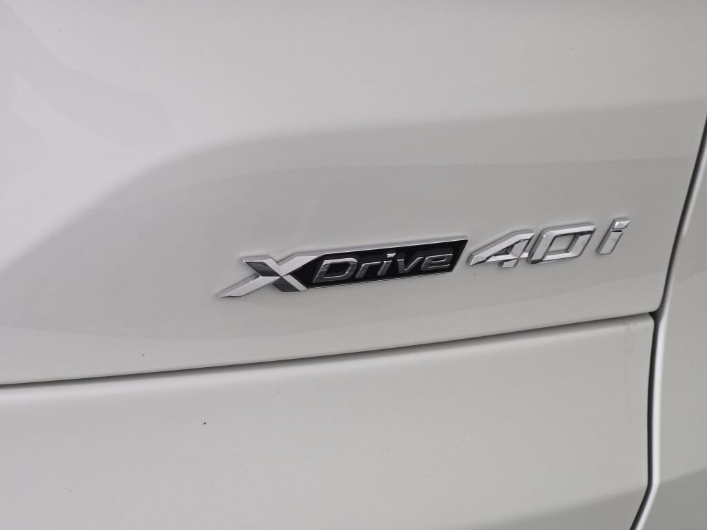 Used 2026 BMW X5 xDrive40i AWD/4WD image 16