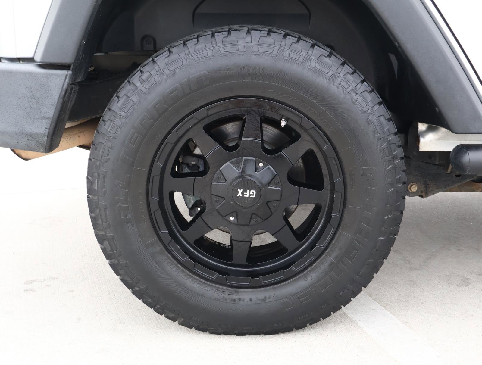 Used 2010 Jeep Wrangler Unlimited Sport w/ Black Appearance Group RWD image 8