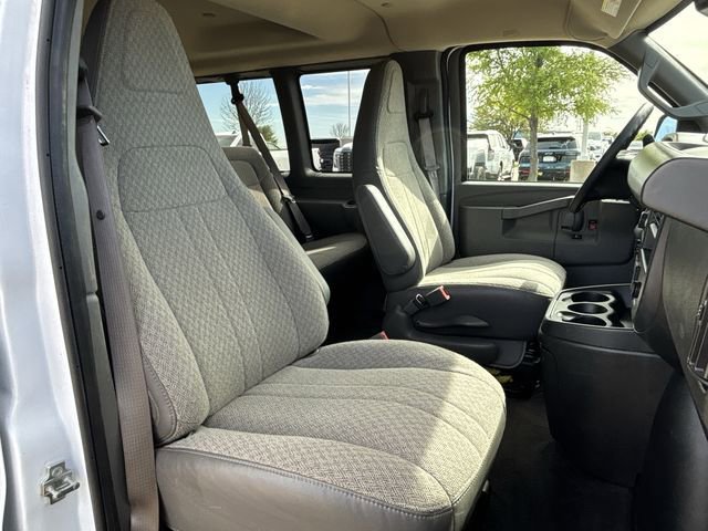 Certified 2025 Chevrolet Express 3500 LT w/ LT Preferred Equipment Group image 28
