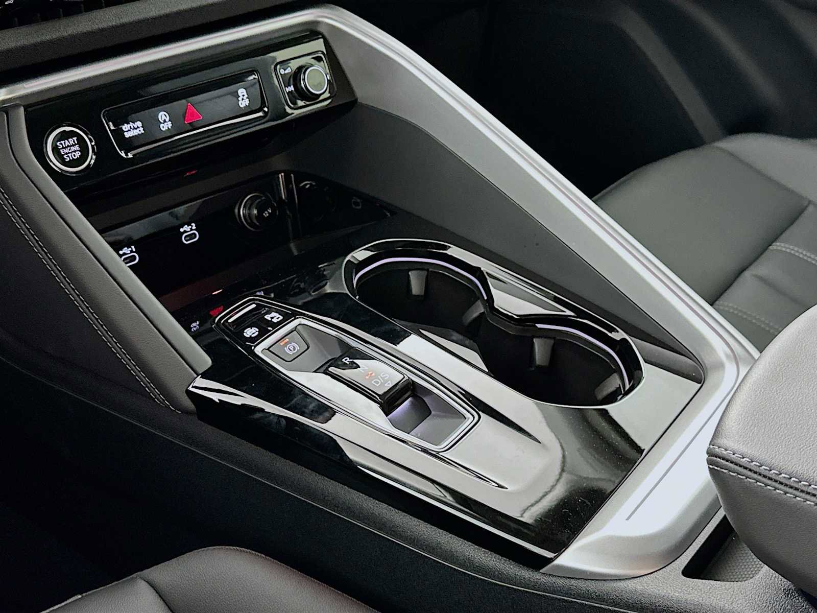 New 2025 Audi Q5 Premium image 15