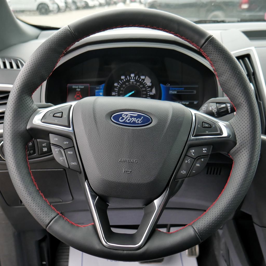 Used 2024 Ford Edge ST-Line AWD/4WD image 35