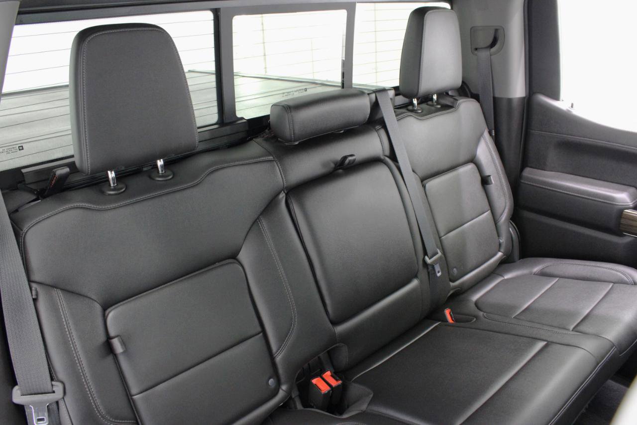 Used 2020 Chevrolet Silverado 1500 RST AWD/4WD image 45