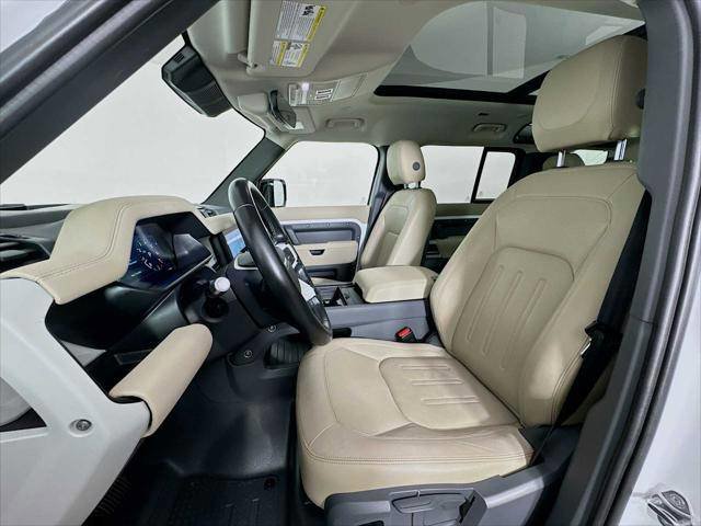 Used 2022 Land Rover Defender 110 S image 7