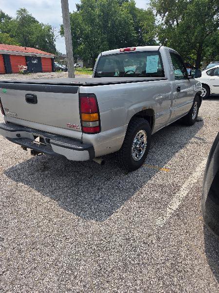 Used 2007 GMC Sierra 1500 W/T RWD image 3