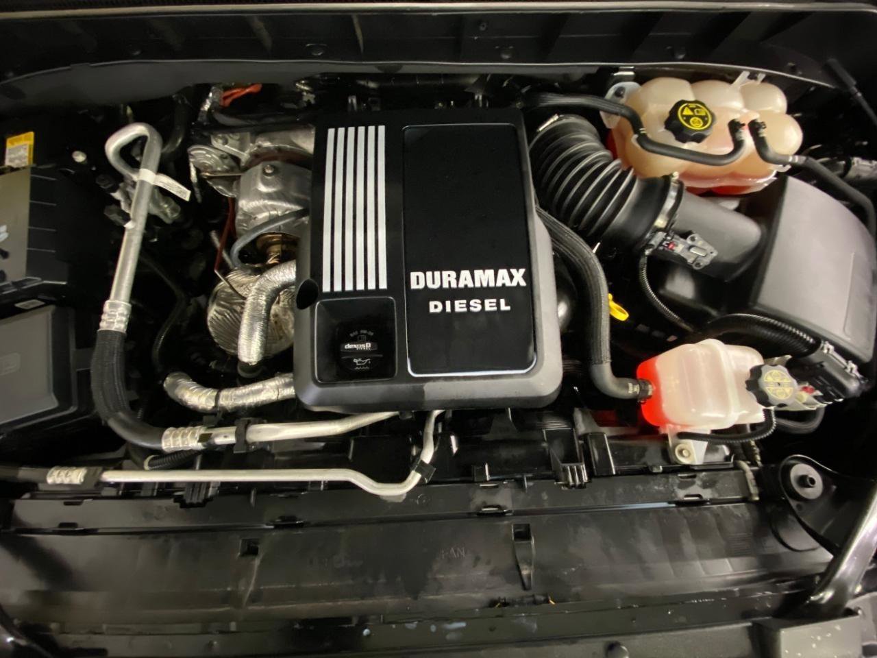 Used 2023 Chevrolet Silverado 1500 High Country w/ High Country Premium Package image 27