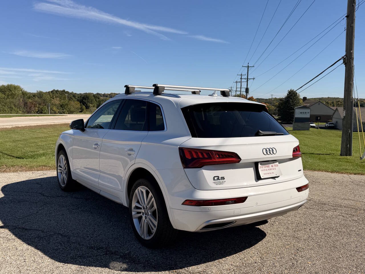 Used 2019 Audi Q5 2.0T Premium Plus w/ Premium Plus Package AWD/4WD image 3