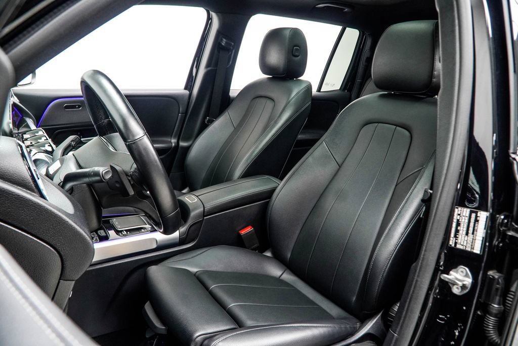 Used 2022 Mercedes-Benz GLB 250 4MATIC w/ Premium Package Lite image 36