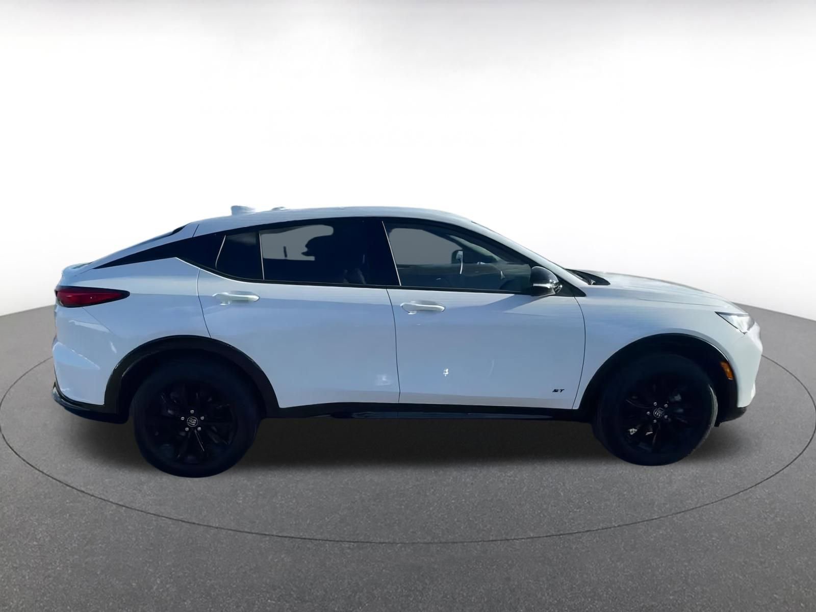 Used 2025 Buick Envista Sport Touring image 16