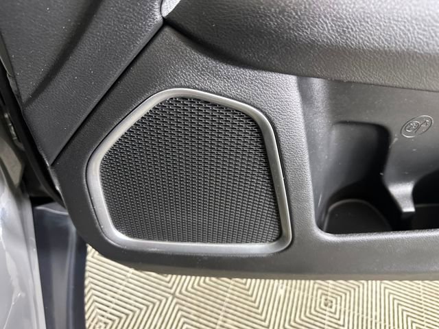 Used 2023 Jeep Compass Latitude image 29