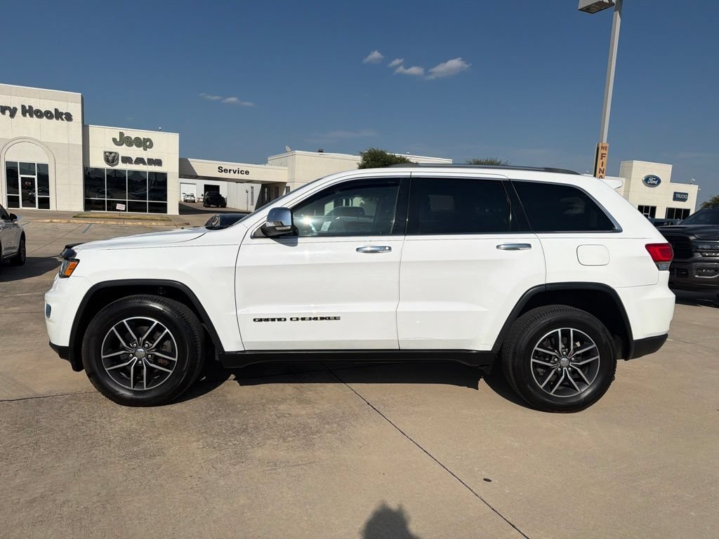 Used 2018 Jeep Grand Cherokee Limited AWD/4WD image 2
