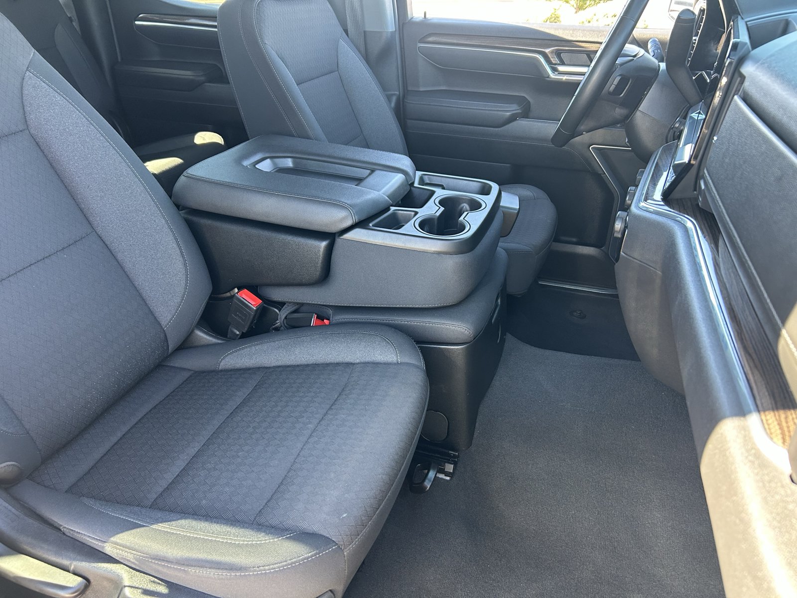 Certified 2025 Chevrolet Silverado 1500 LT RWD image 10