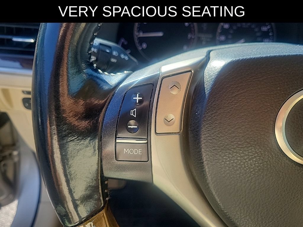 Used 2015 Lexus ES 350 w/ Premium Package FWD image 21