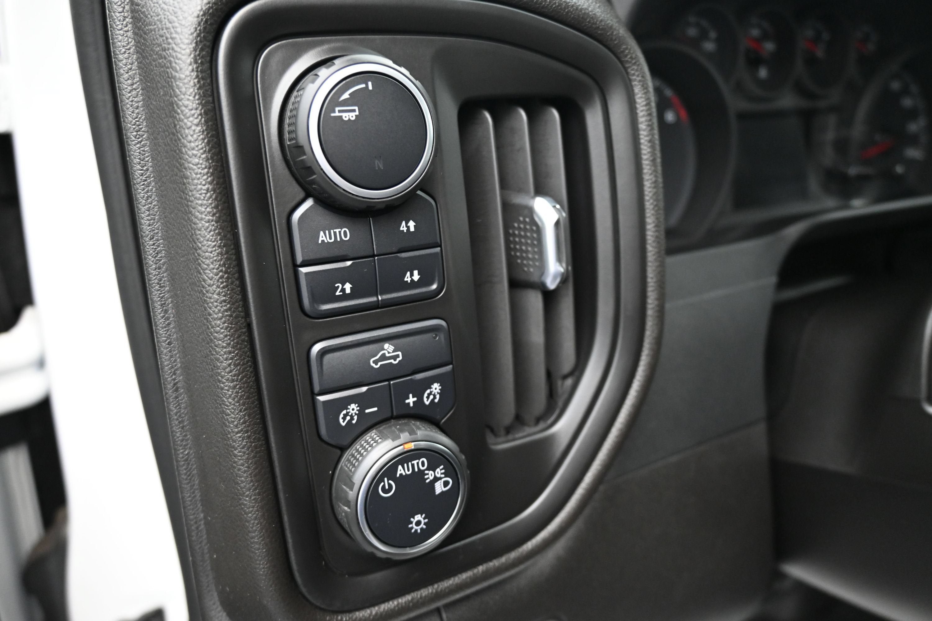 Used 2022 Chevrolet Silverado 1500 Custom Trail Boss w/ LPO, Dark Essentials Package AWD/4WD image 22