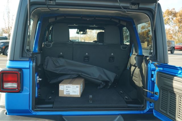 New 2026 Jeep Wrangler Unlimited Sport AWD/4WD image 18